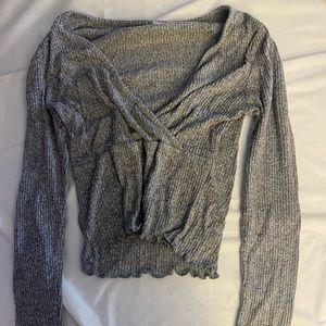 v neck long sleeve